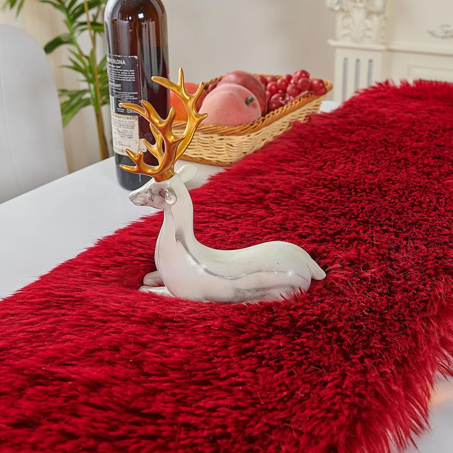 Table Runner Fur Cloth
